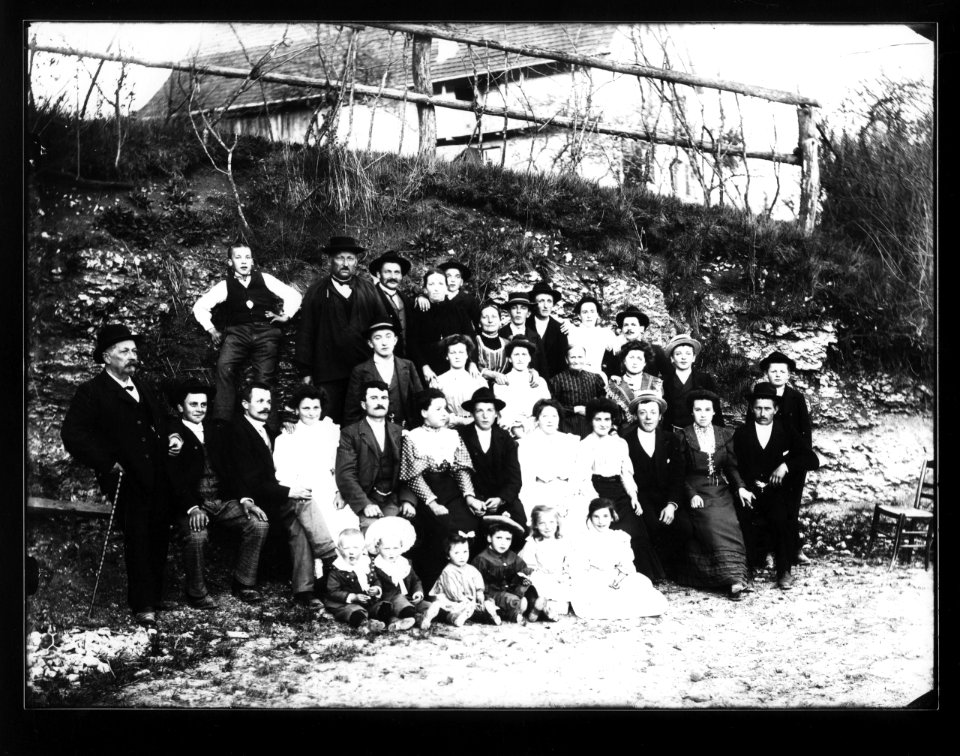ArCJ - Coeuve, Rue Arifet, Groupe - 137 J 1861 c