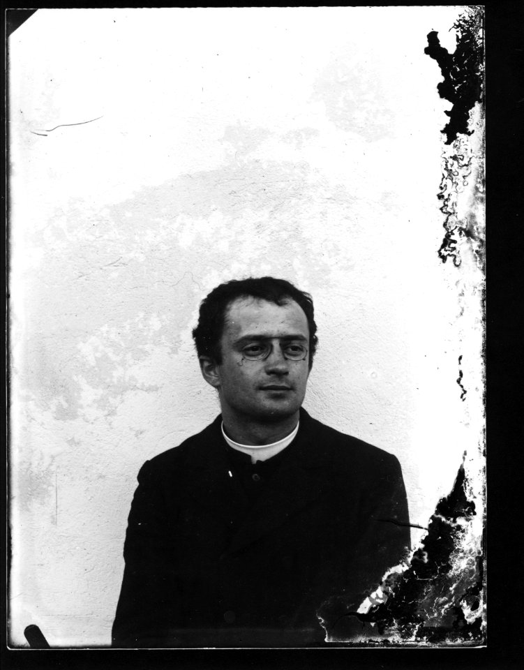 ArCJ - Ecclésiastique - 137 J 2264 a