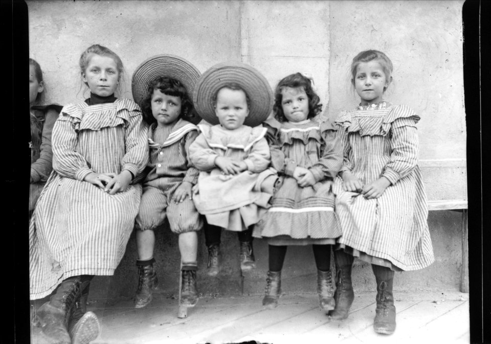 ArCJ - enfants - 137 J 3012 a