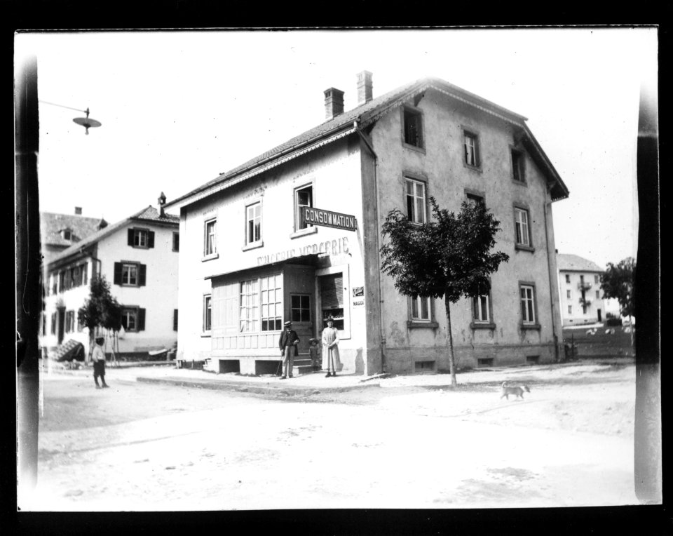 ArCJ - Epicerie, mercerie, consommation - 137 J 976 a