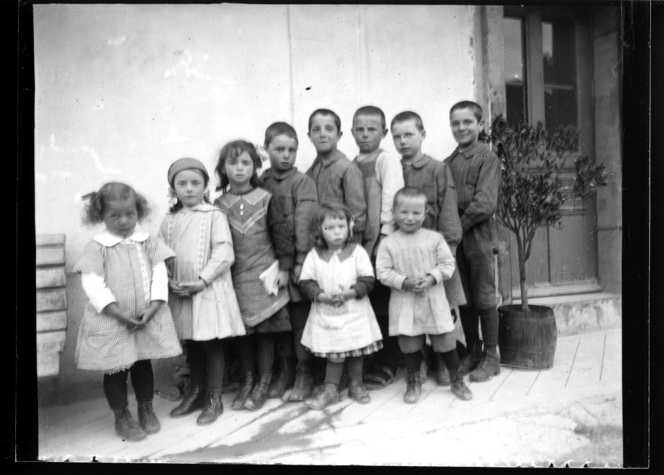 ArCJ - enfants - 137 J 2598 a