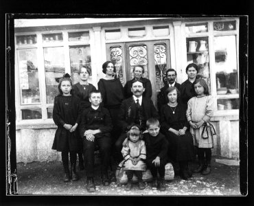 ArCJ - F-Charmauvillers, Famille - 137 J 1651 a