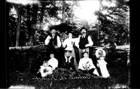 ArCJ - Famille - 137 J 151 b