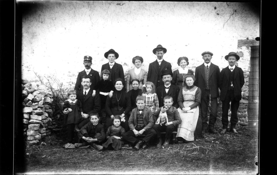 ArCJ - Famille - 137 J 85 b
