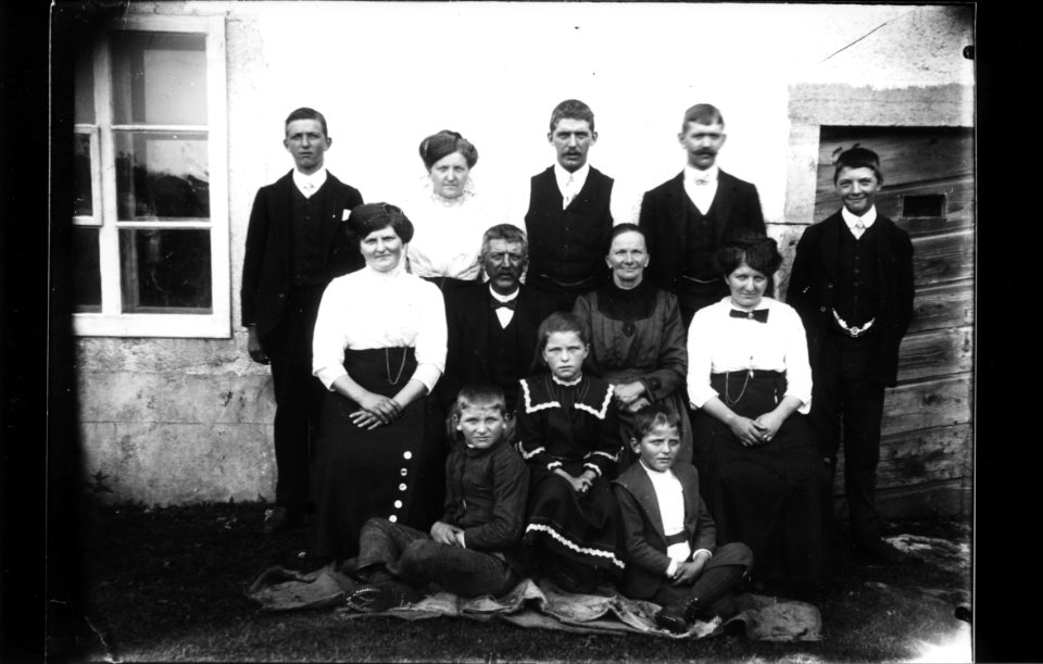 ArCJ - Famille - 137 J 238 b