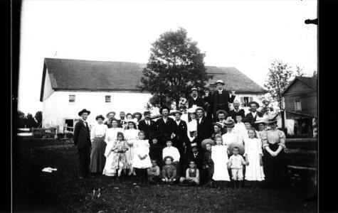 ArCJ - Famille - 137 J 519 b