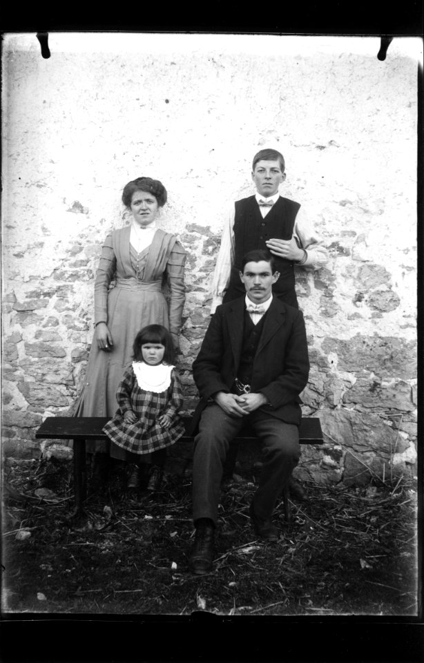 ArCJ - Famille - 137 J 91 b