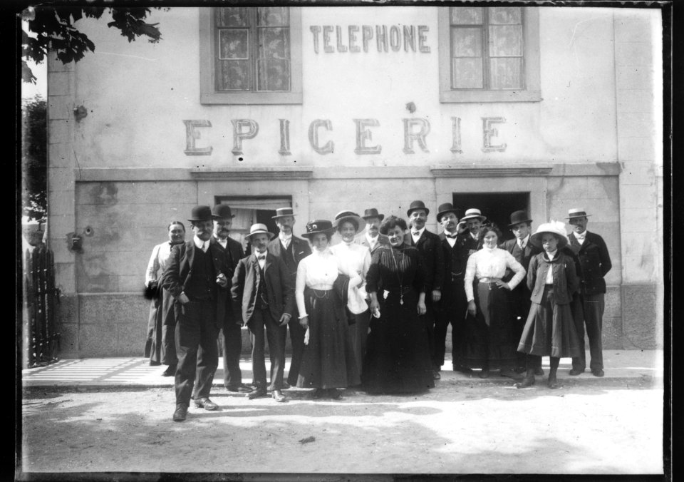 ArCJ - Groupe - 137 J 2842 a