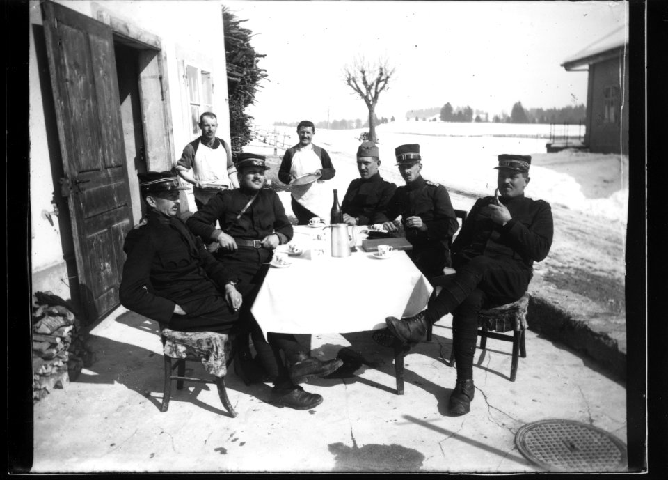 ArCJ - Hommes - 137 J 2491 a