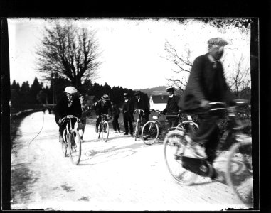 ArCJ - Hommes - 137 J 2298 a