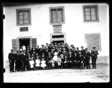 ArCJ - La Ferrière, Groupe - 137 J 1854 c