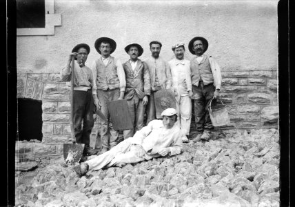 ArCJ - Hommes - 137 J 2972 a