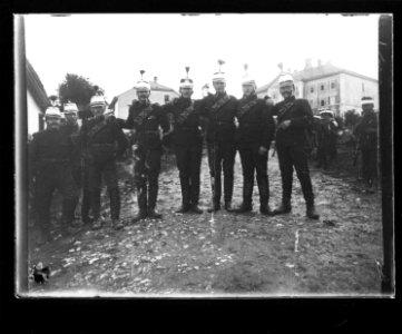 ArCJ - Hommes - 137 J 1441 a