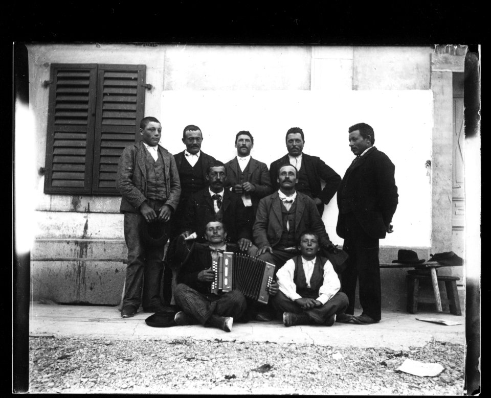 ArCJ - Hommes - 137 J 2272 a