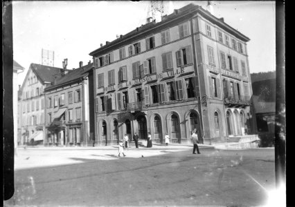 ArCJ - Hôtel de la maison de ville, située dans une ville - 137 J 2963 a