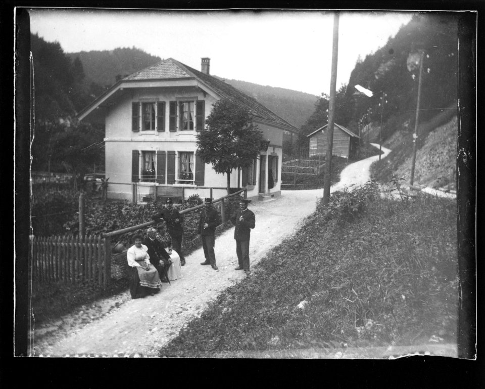 ArCJ - Le Noirmont, La Goule, Douane et douaniers - 137 J 2402 a