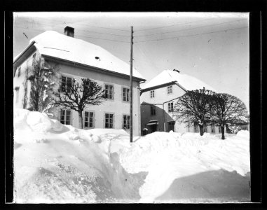 ArCJ - Les Bois, Deux maisons - 137 J 868 a