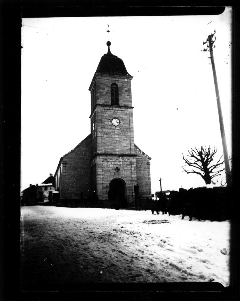 ArCJ - Les Bois, Eglise - 137 J 927 a