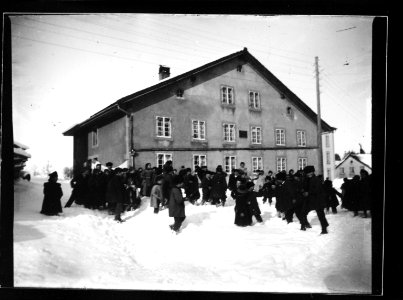 ArCJ - Les Bois, Ancienne école - 137 J 635 a