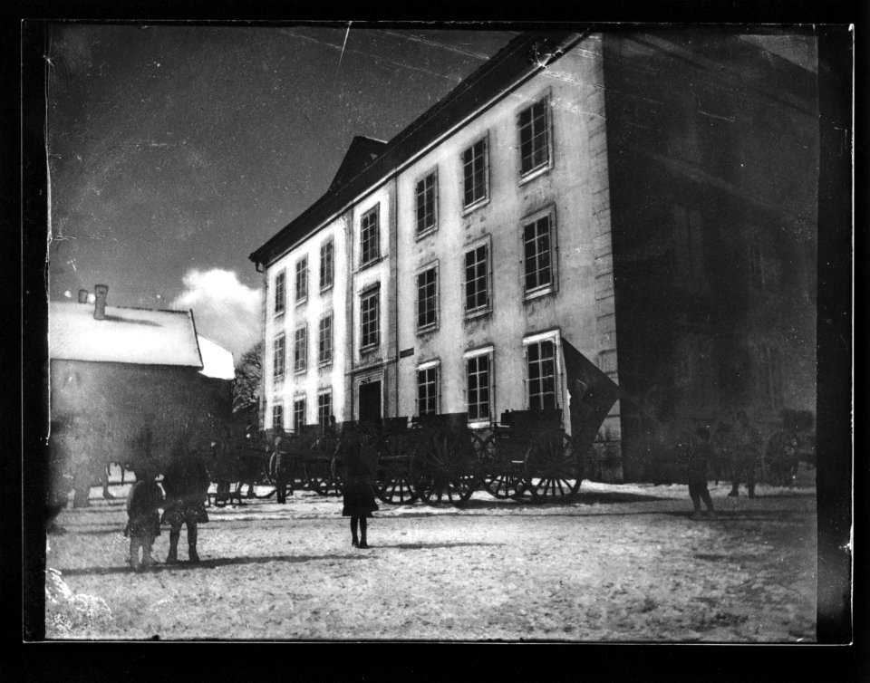 ArCJ - Les Bois, Ecole - 137 J 1812 a