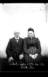 ArCJ - Les Bois, Couple - 137 J 281 b