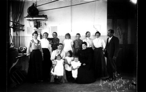 ArCJ - Les Bois, Famille - 137 J 173 b