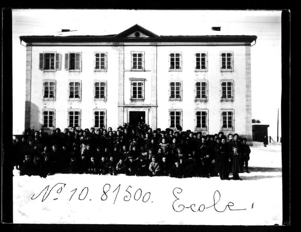 ArCJ - Les Bois, Ecole - 137 J 2391 a