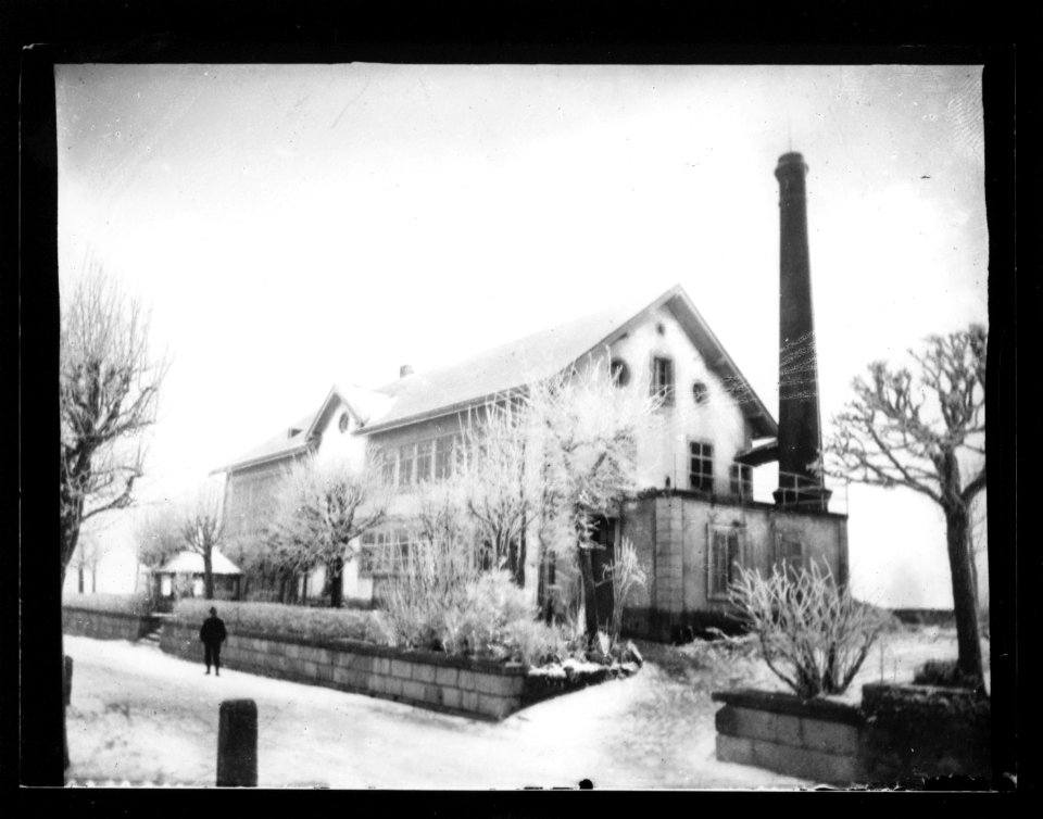 ArCJ - Les Bois, Fabrique Ecabert F., puis Bouille - 137 J 1810 a