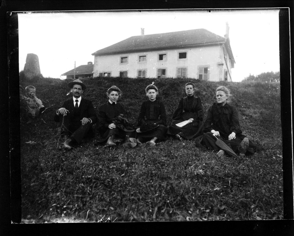 ArCJ - Les Bois, Groupe - 137 J 1548 a