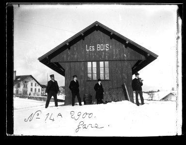 ArCJ - Les Bois, Gare - 137 J 2390 a