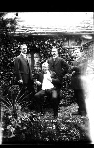 ArCJ - Les Bois, Groupe - 137 J 244 b