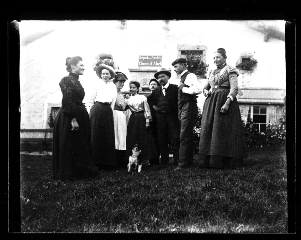 ArCJ - Les Bois, La Chaux d'Abel, Groupe - 137 J 1906 a