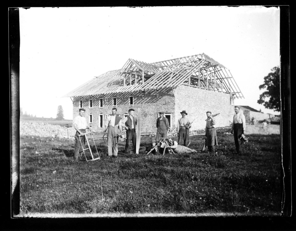 ArCJ - Les Bois, La Broche, Maison - 137 J 1034 a