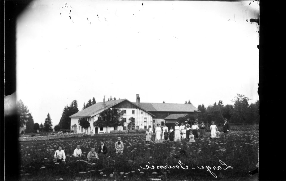 ArCJ - Les Bois, La Large Journée, Maison - 137 J 224 b