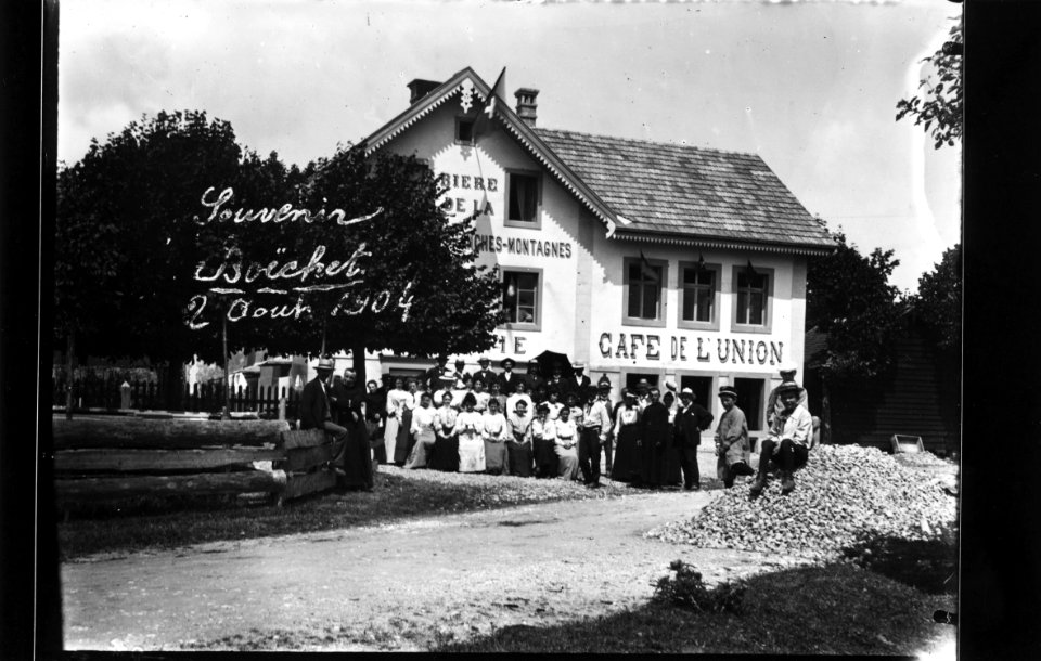 ArCJ - Les Bois, Le Boéchet, Café de l'Union - 137 J 192 b