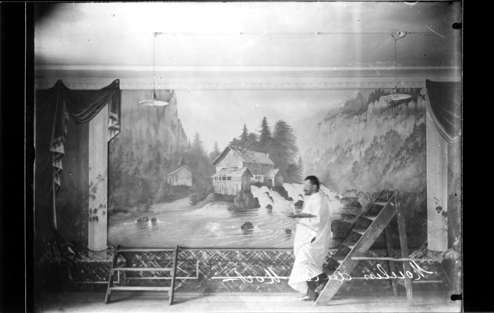 ArCJ - Les Bois, Le Moulin de la Mort (décor de théâtre) - 137 J 6 b