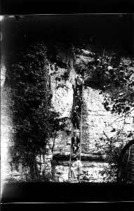 ArCJ - Les Bois, Les Echelles de La Mort, Groupe - 137 J 1261 b
