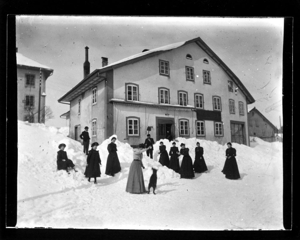 ArCJ - Les Bois, Maison Willemin - 137 J 830 a