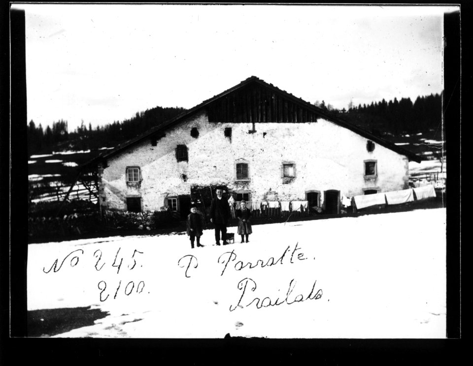 ArCJ - Les Bois, Les Prailats, Maison - 137 J 2134 a