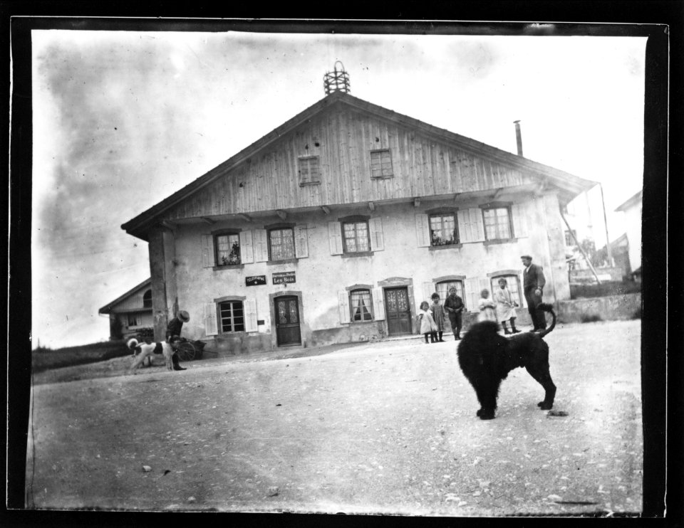 ArCJ - Les Bois, Poste - 137 J 964 a