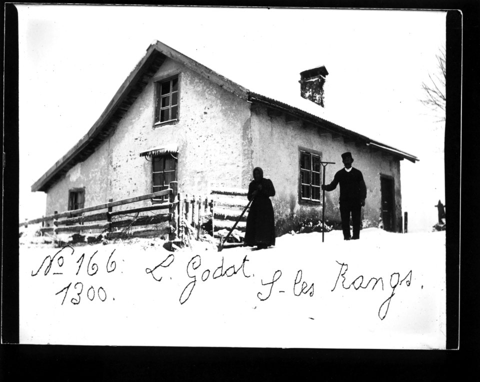 ArCJ - Les Bois, Sous les Rangs, Maison - 137 J 2207 a