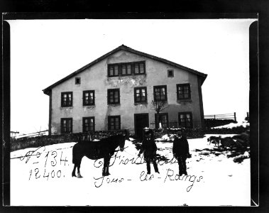 ArCJ - Les Bois, Sous les Rangs, Maison - 137 J 2228 a