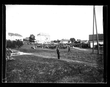 ArCJ - Les Bois, Quatre maisons - 137 J 1563 a