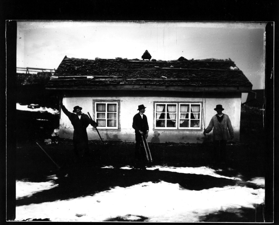 ArCJ - Les Bois, Sous les Rangs, Maison - 137 J 2032 a