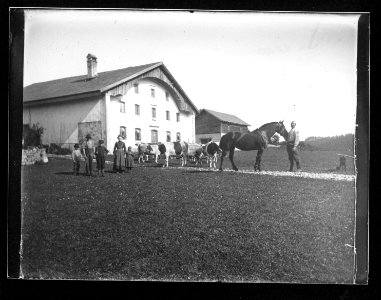 ArCJ - Maison - 137 J 1907 a