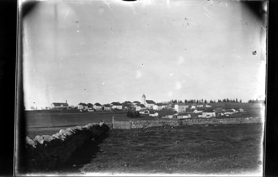 ArCJ - Les Bois, Vue générale - 137 J 1825 b
