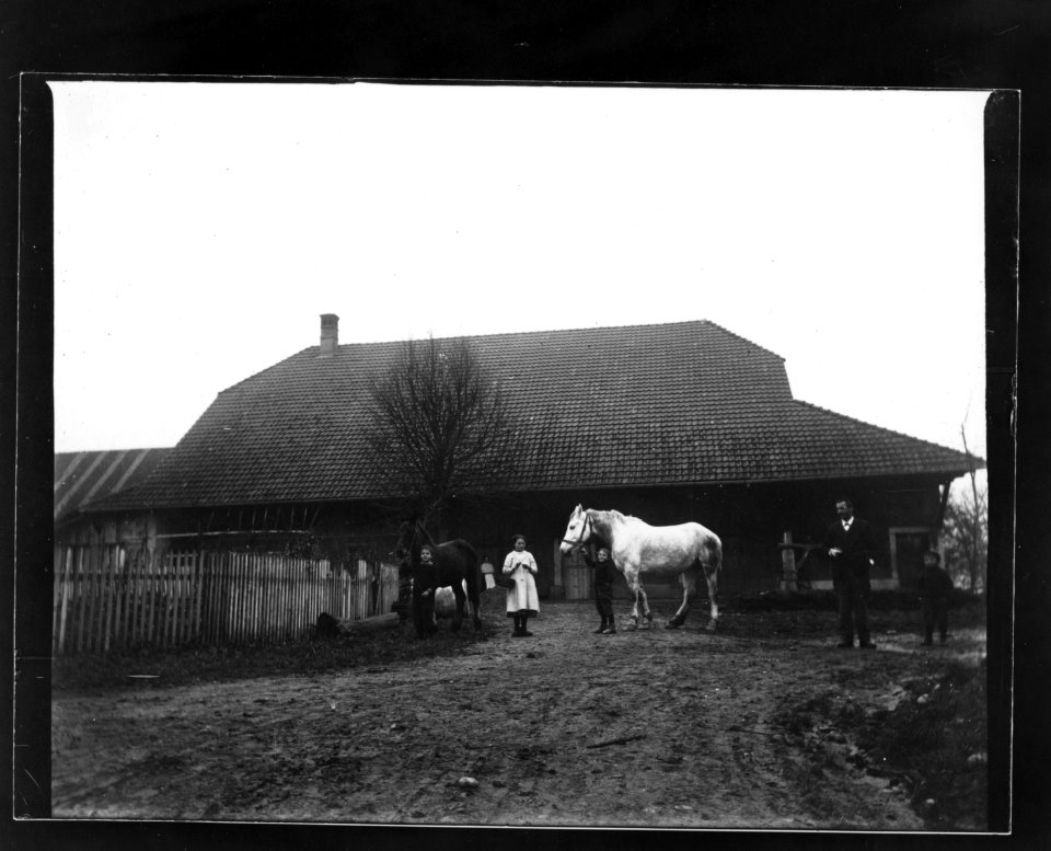 ArCJ - Maison - 137 J 2235 a