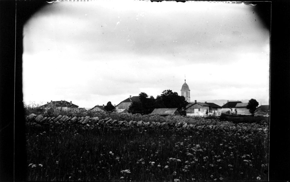 ArCJ - Les Bois, Village des Bois - 137 J 17 b