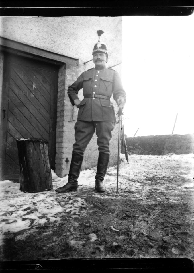 ArCJ - Militaire, casque à plumet - 137 J 2556 a