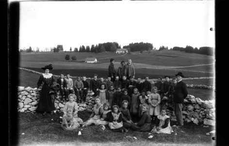 ArCJ - NE-La Chaux-de-Fonds, Le Valanvron, Groupe - 137 J 1791 b